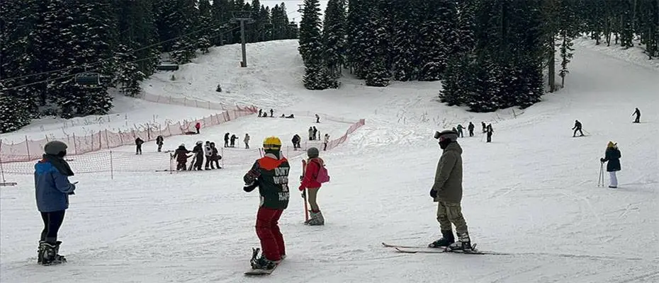 Ilgaz Dağı'nda işletmeciler de ziyaretçiler de yarıyıl tatilinden memnun kaldı