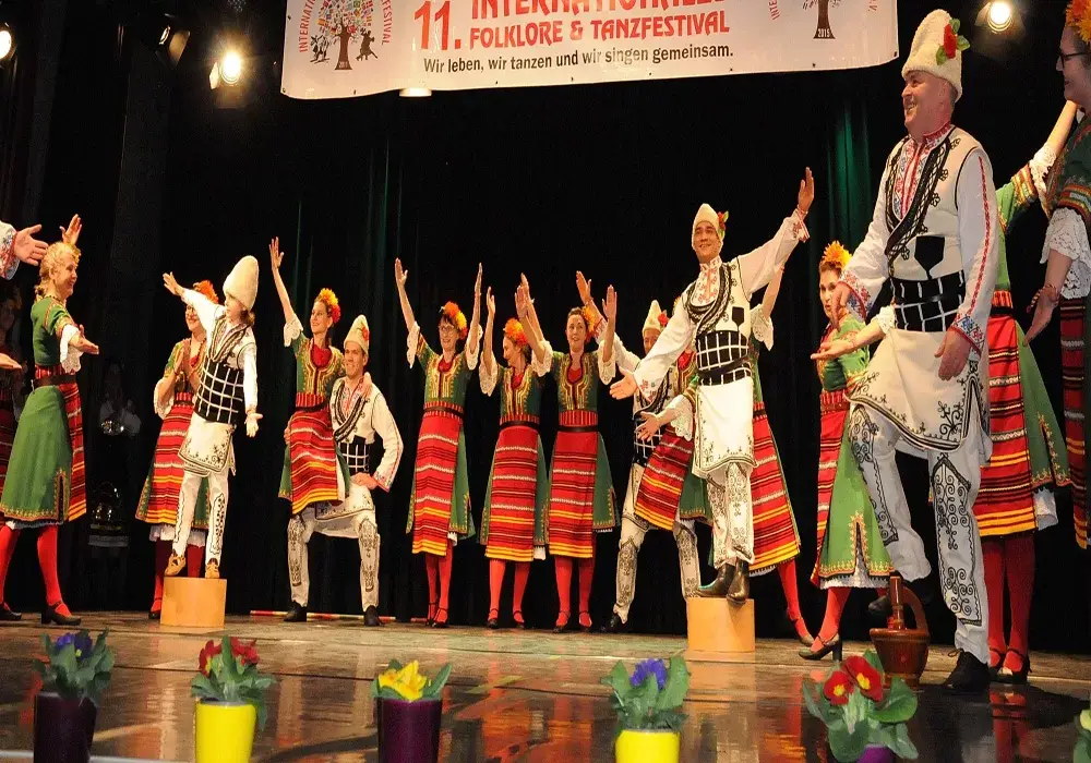 Nürnberg folklora doydu