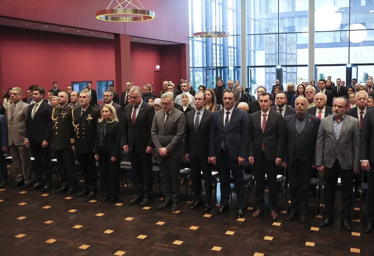 Berlin`de, Çanakkale Zaferi'nin 109. yıl dönümü için tören düzenlendi