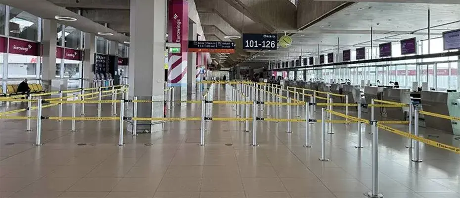 Almanya'da 5 havalimanındaki grev nedeniyle yüzlerce uçuş iptal oldu