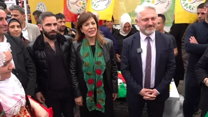 “Birilerine kızdığımız için değil DEM Parti’ye kazandırmak için adayız”