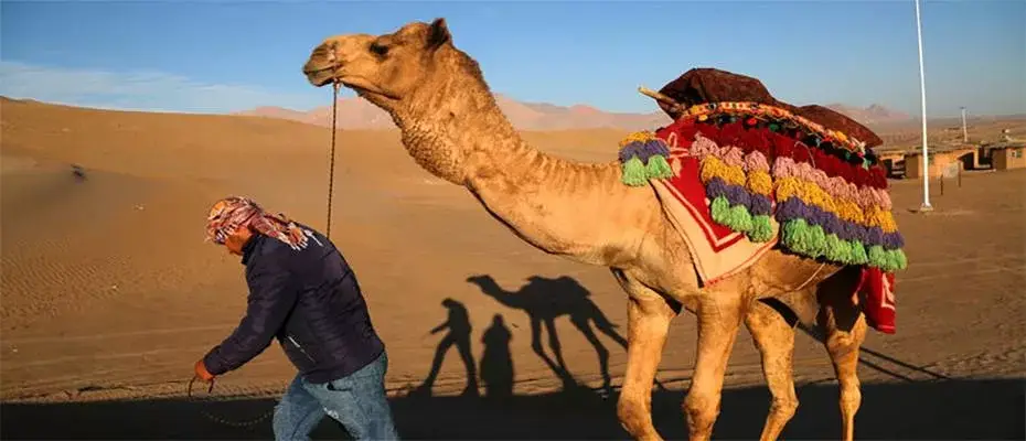 İran'ın Yezd şehri çöl safarisi ile turistlerden ilgi görüyor