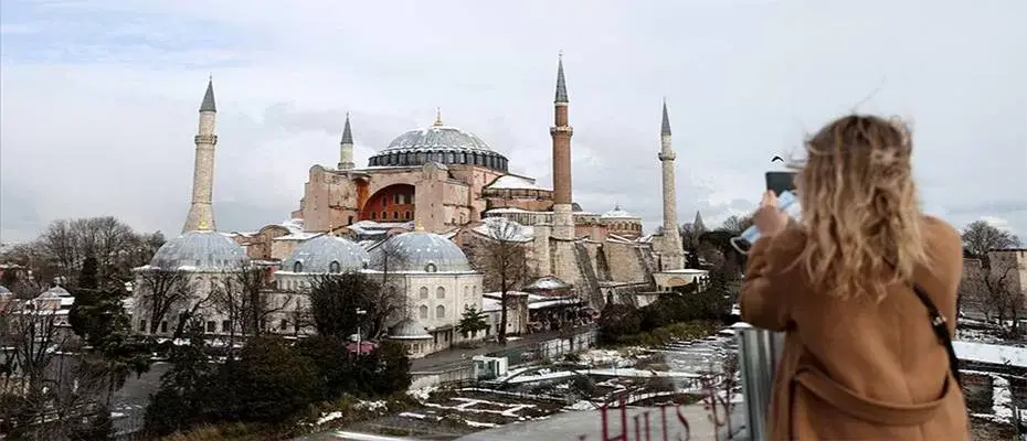 İstanbul yılın ilk 2 ayında 2 milyon 457 bin 518 yabancı ziyaretçi ağırladı