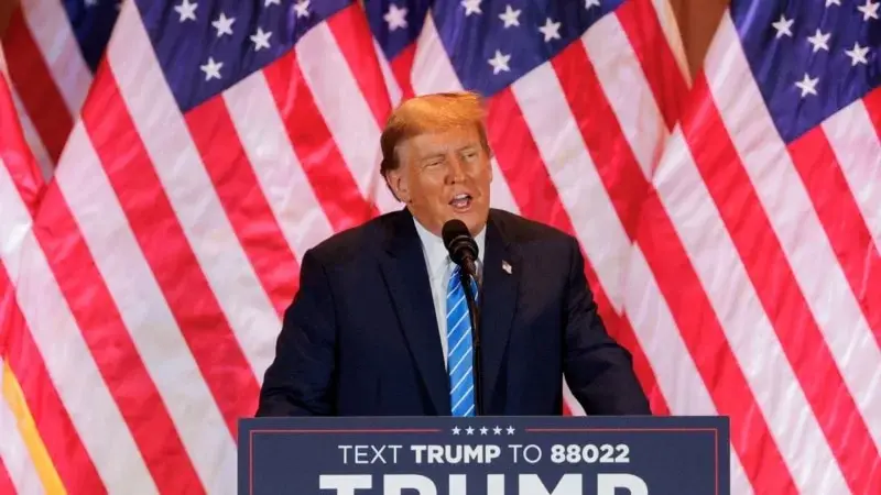 Trump Anayasa Mahkemesi dokunulmazlık talebini inceleyene kadar “sus payı davası”na erteleme istiyor