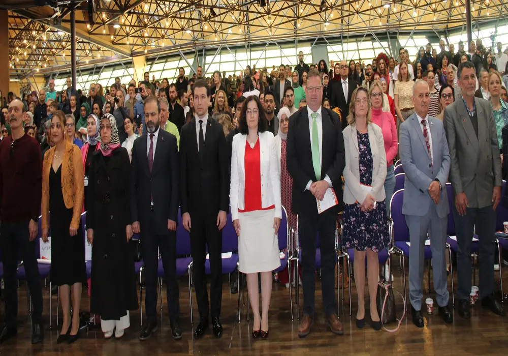 Fürth’de coşkulu 23 Nisan Bayramı kutlaması