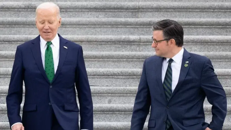 Biden Temsilciler Meclisi’nin Cumhuriyetçi Başkanı Johnson’ın Ukrayna ve İsrail yardım paketine destek verdi