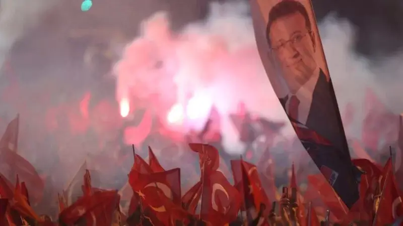 İmamoğlu rekor oyla seçilirken Büyükşehir Meclisi’nde çoğunluk CHP’ye geçti