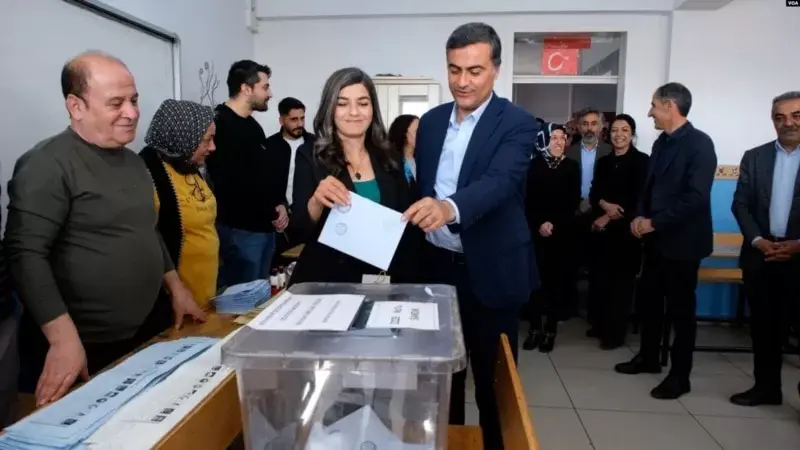 Demirtaş’tan Cumhurbaşkanı Erdoğan’a: “Dur demenizi bekliyoruz”