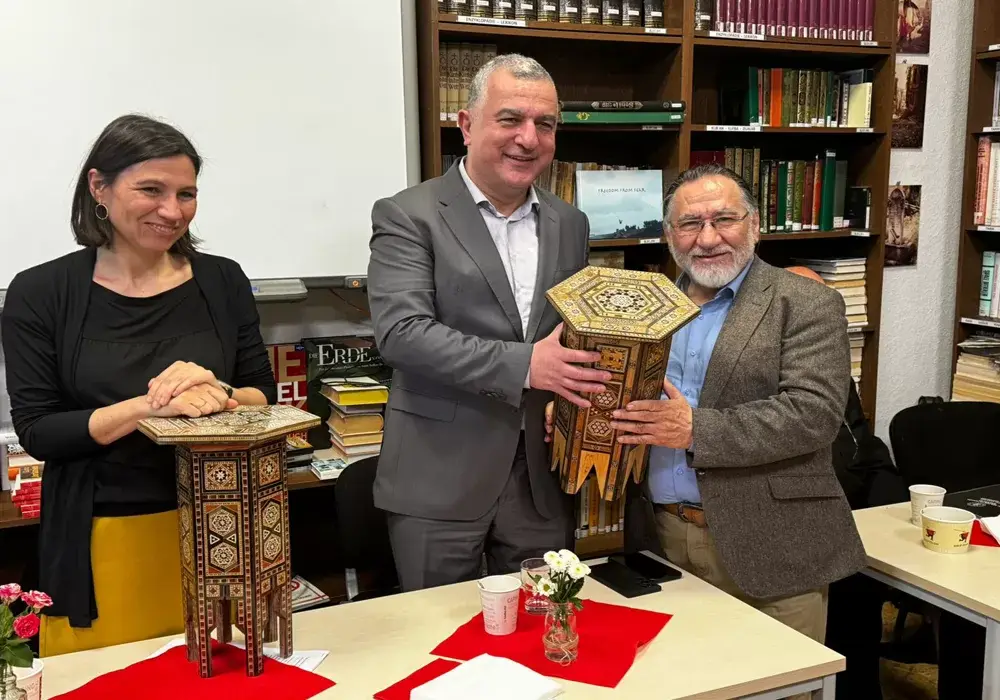“Müslümanlar ile Hristiyanlar birlikte yaşamayı öğrenmelidirler”