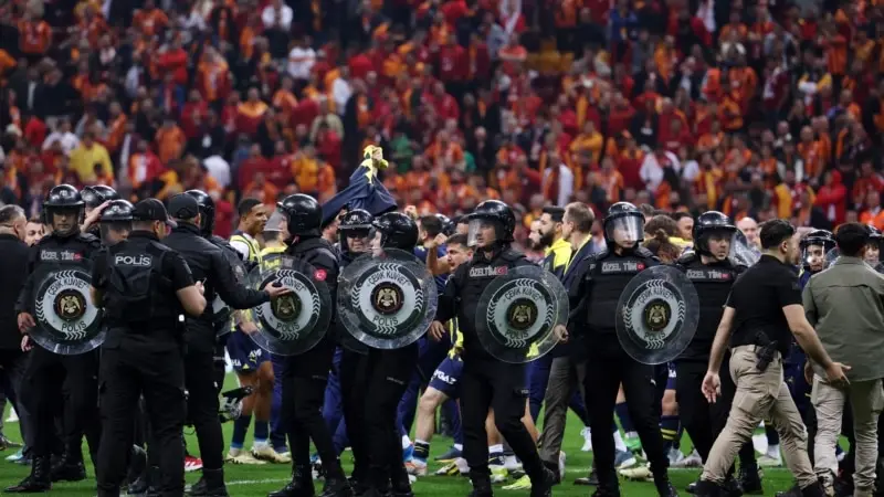 7 Fenerbahçeli ve 1 Galatasaraylı PFDK’ya sevkedildi, savcılık 5 kişi hakkında adli işlem başlattı