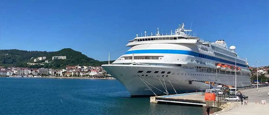 Amasra mayısta 4 bin 302 kruvaziyer yolcusu ağırladı