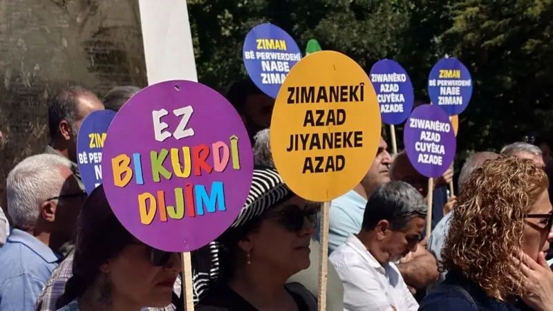 “Anadilde eğitime engel olunmaya çalışılıyor”