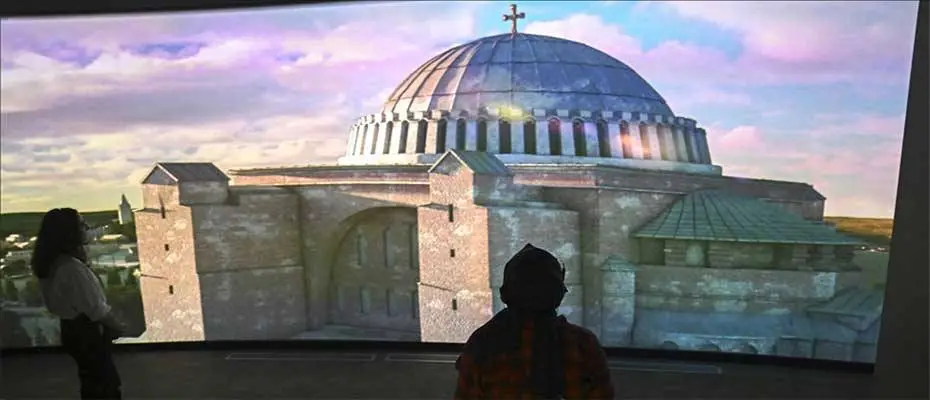 Ayasofya Tarih ve Deneyim Müzesi, Ayasofya'nın 1700 yıllık zengin tarihine ışık tutuyor
