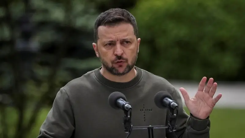 Zelenski Rus saldırıları nedeniyle yurtdışı ziyaretlerini iptal etti