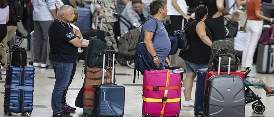 Antalya Havalimanı'nda, bir ayda yaklaşık 4 milyon yolcuya hizmet verildi