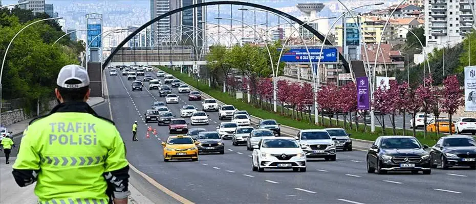 Kurban Bayramı tatilinde kara yollarında 66 bin 92 güvenlik personeli görev yapacak
