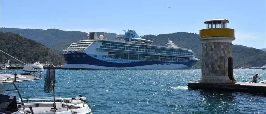 Marella Discovery 1695 yolcusuyla Marmaris'e geldi