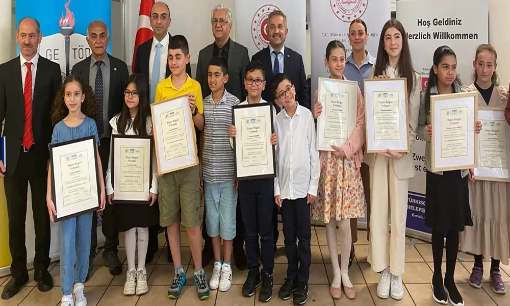 Anadil derslerini teşvik için okuma yarışması