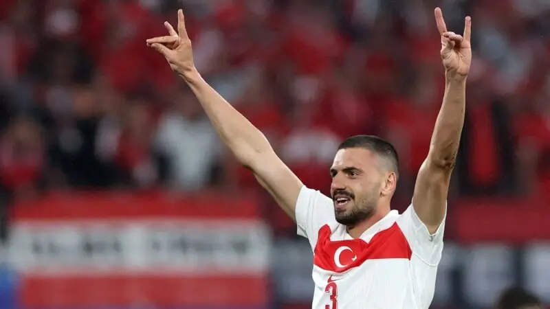 UEFA milli futbolcu Demiral’a iki maç ceza verdi: Almanya ile gerginlik sürüyor