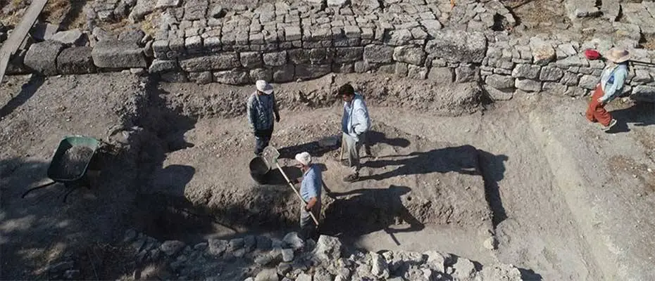 Troya Savaşı'nın tahribat izlerine antik kentteki kazılarla ulaşılması hedefleniyor