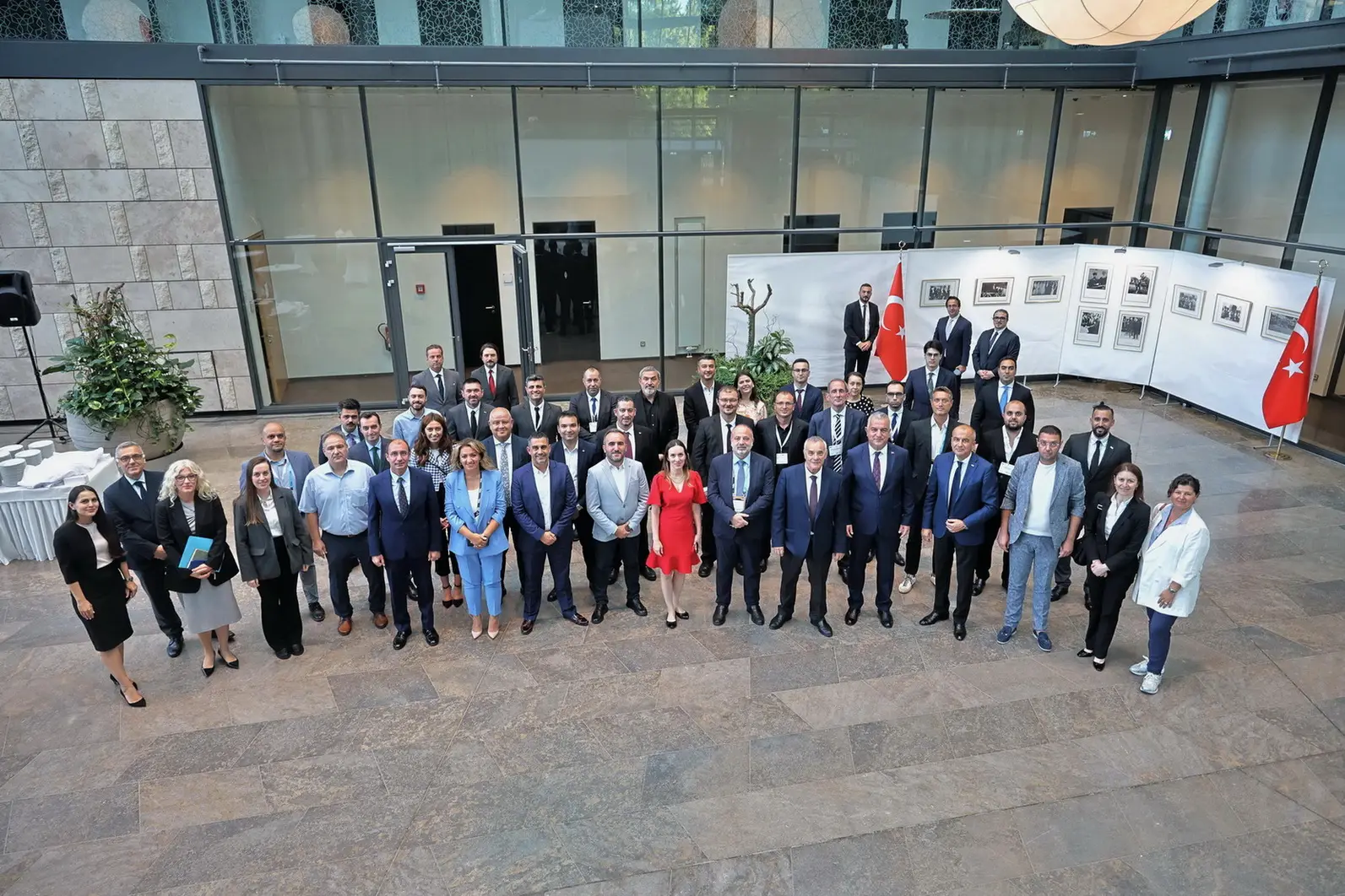 Büyükelçi Şen, ‘İFA Berlin 2024’ Fuarı Katılımcılarına Resepsiyon Verdi