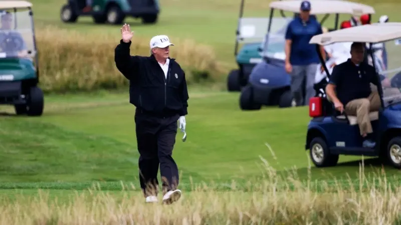 Trump'a Florida golf oynarken suikast girişimi; yara almadan kurtuldu