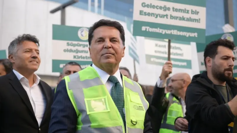 CHP’li Esenyurt Belediye Başkanı Ahmet Özer gözaltına alındı