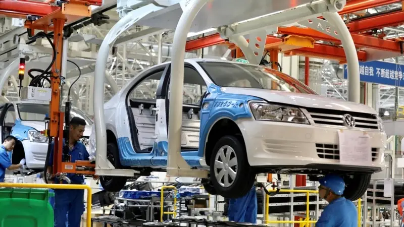 Volkswagen uzun süren baskının ardından Şincan Uygur Özerk Bölgesi'ndeki fabrikalarını satıyor