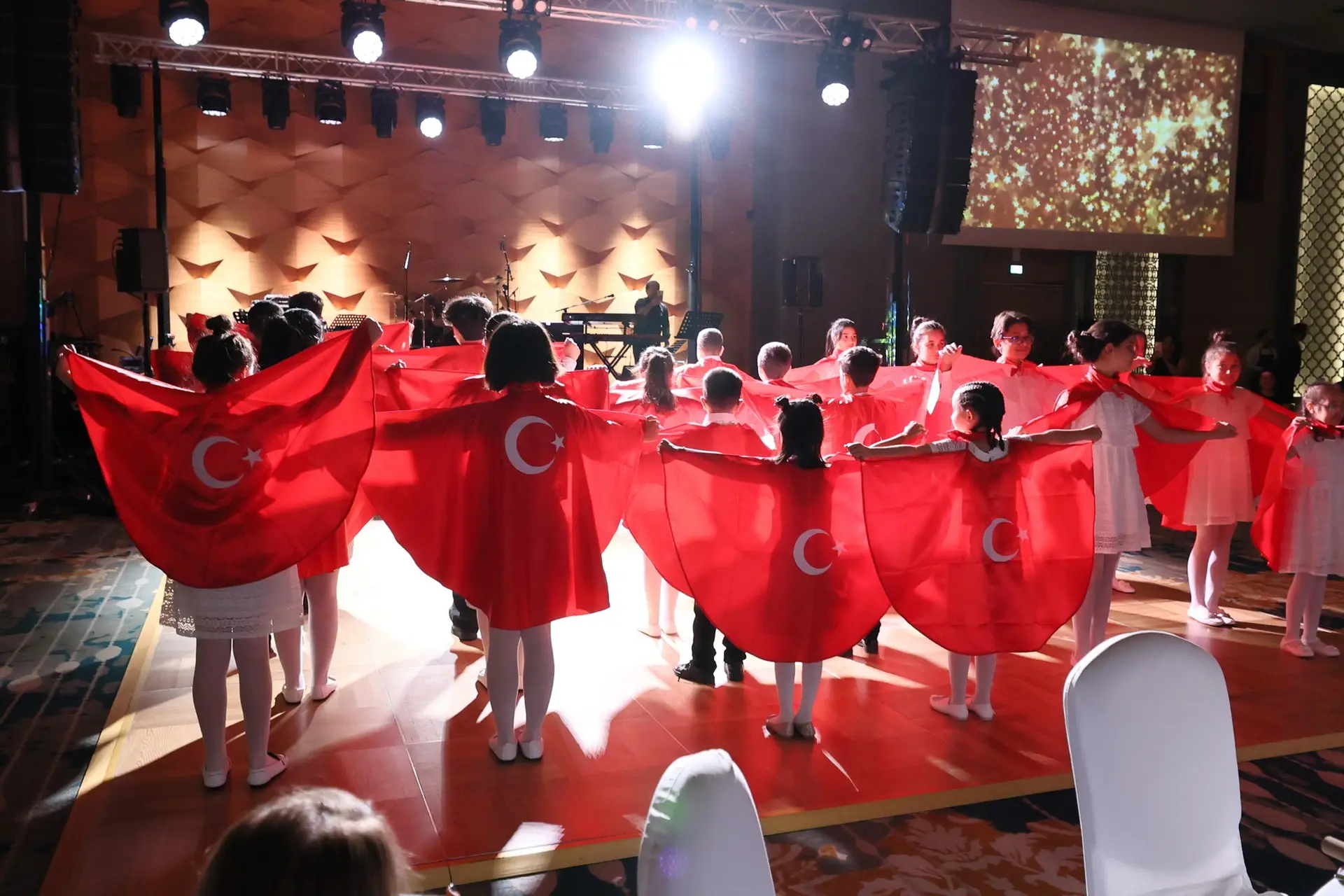 LÖSEV Berlin'de Görkemli Kuruluş Resepsiyonu ile Almanya'daki Faaliyetlerine Başladı