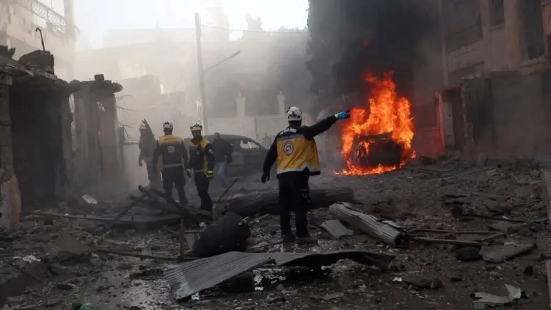 Rusya ve Suriye'den kuzeybatıdaki noktalara hava saldırısı: En az 25 ölü