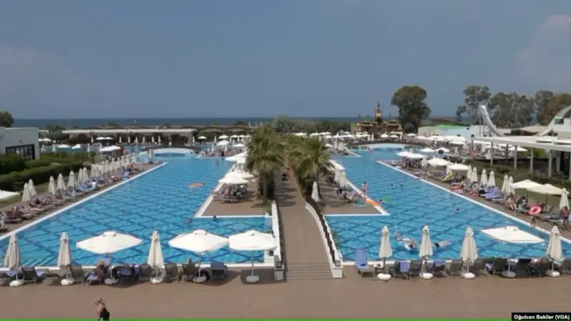 Turizmcilerin umudu enflasyonun düşmesi, kur üzerindeki baskının bitmesi