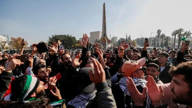 Suriye'de geçiş hükümeti çalışmaları başladı