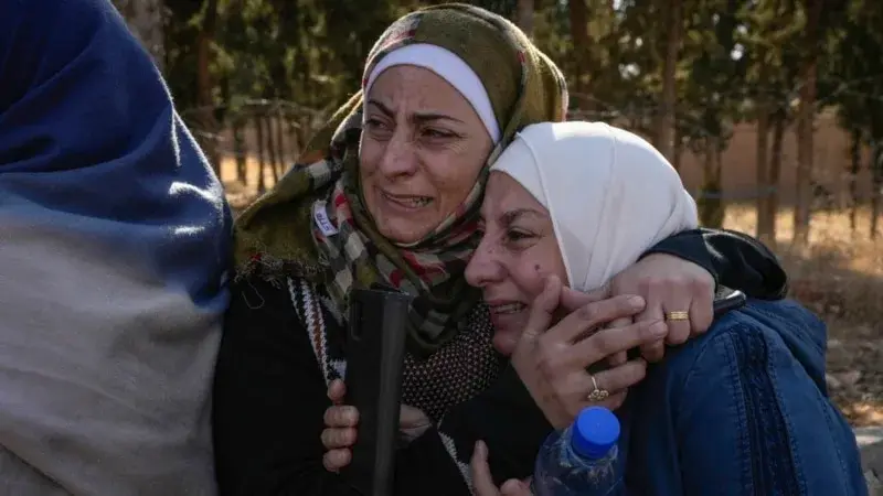 Suriye’de Esat rejiminin devrilmesinin ardından kayıp onbinlerce kişi aranıyor