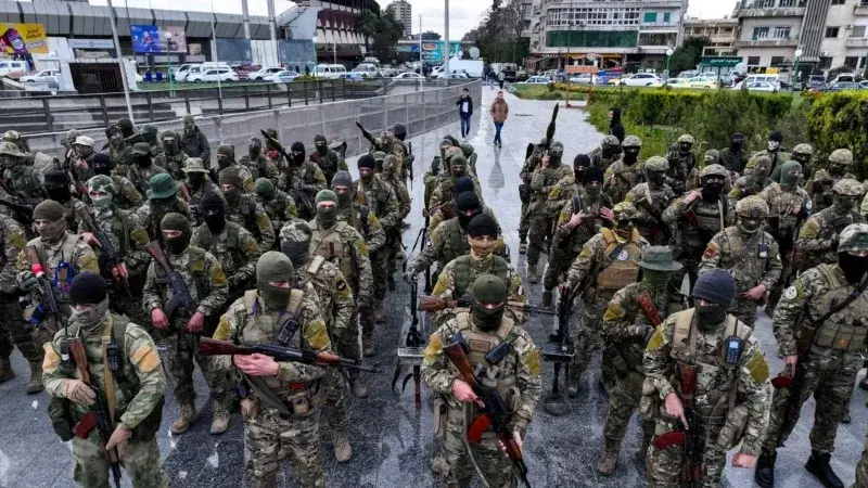 “Suriye’de yeni yönetimin orduya atadığı yabancı cihatçılar arasında Türk vatandaşı da var”