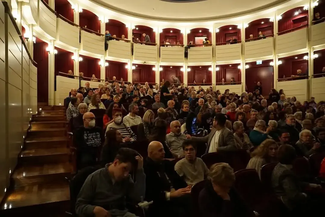 Theater Ulm Büyük İlgi Gördü