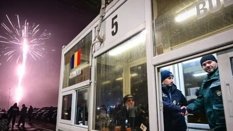 Romanya ve Bulgaristan AB'nin Schengen bölgesine tam üye oldu