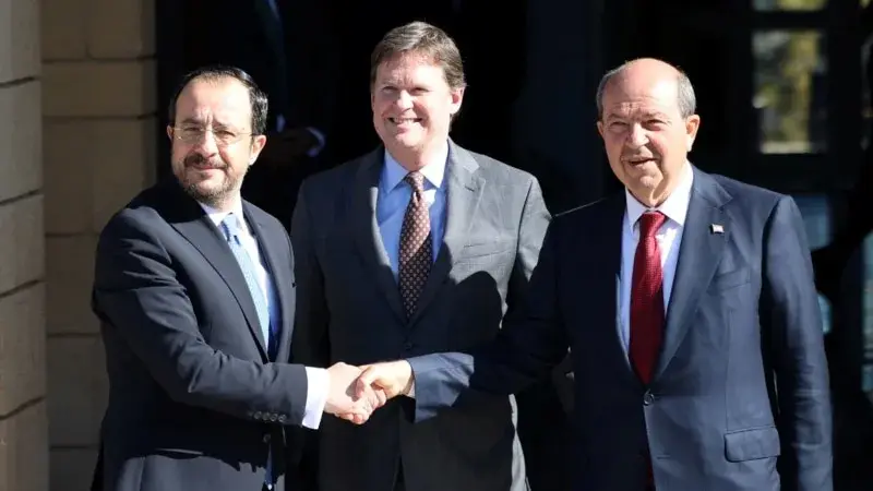 Kıbrıslı Türk ve Rum liderler yeni sınır kapısı açılmasını görüştü