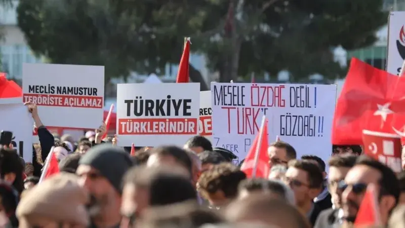 Zafer Partisi’nden İzmir’de Ümit Özdağ’a destek mitingi