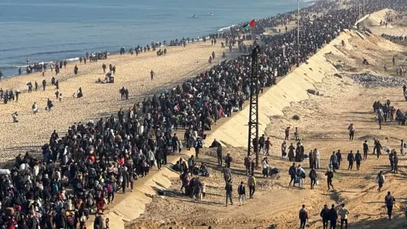 İsrail bir yıldan uzun süredir ilk kez Filistinliler'in Gazze'nin kuzeyine dönmesine izin verdi