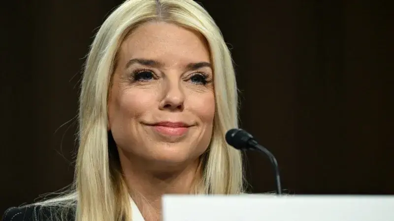 Başkan Trump'ın Adalet Bakanı adayı Pam Bondi ABD Senatosu’nda onaylandı