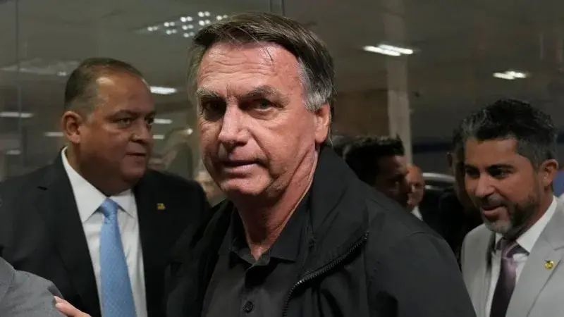 Brezilya'nın eski Devlet Başkanı Bolsonaro darbe planlamakla suçlanıyor
