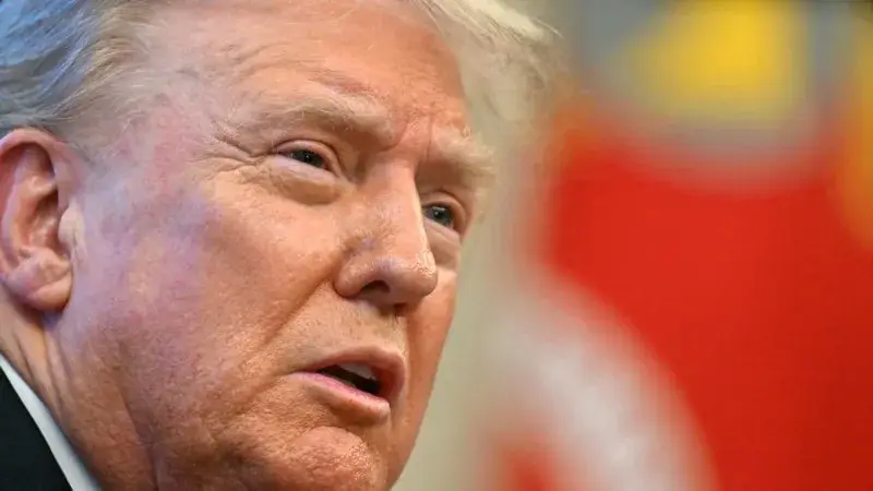Trump, İngilizce'yi ABD'nin resmi dili ilan eden kararnameyi imzaladı