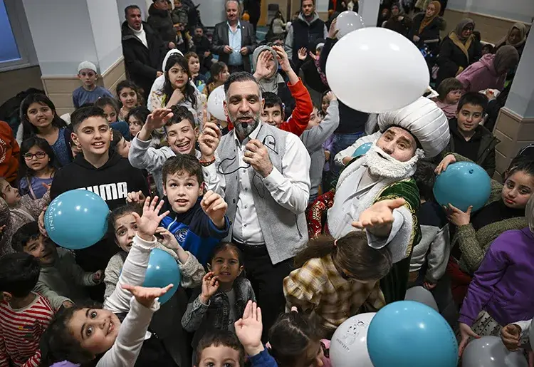 Berlin'de Nasreddin Hoca ve gölge oyunuyla Türk gelenekleri yaşatılıyor