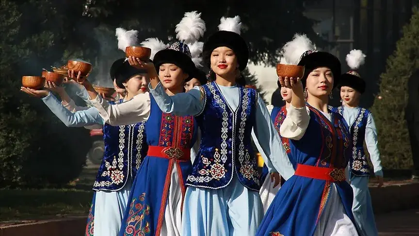 Baharın gelişini simgeleyen Nevruz Bayramı kutlanıyor