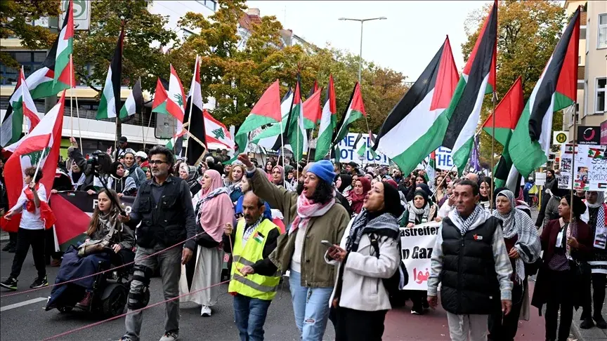 Halkın çoğunluğu İsrail'in Gazze'ye saldırılarını haksız buluyor