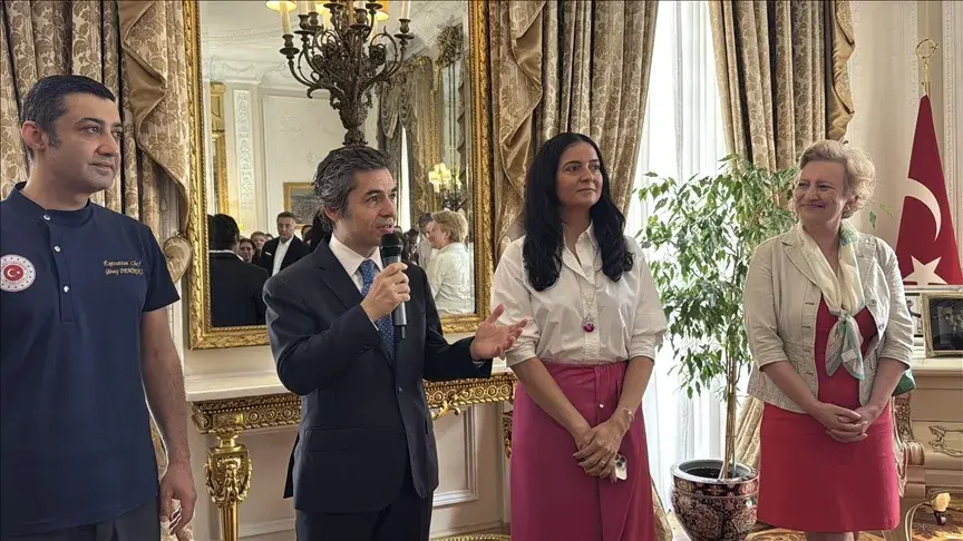 Londra'da Türk kahvaltısının öne çıkan lezzetleri tanıtıldı