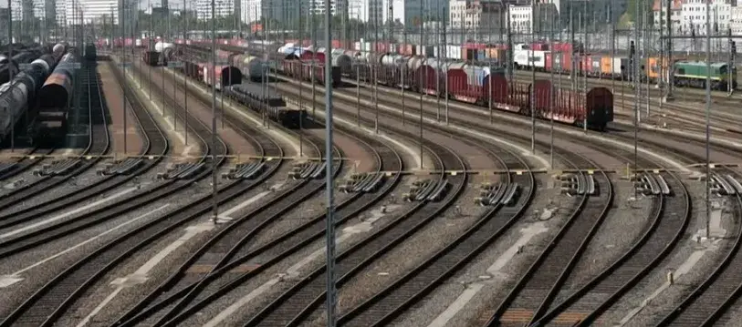 Almanya demiryolu ağına 100 milyar avro yatırım