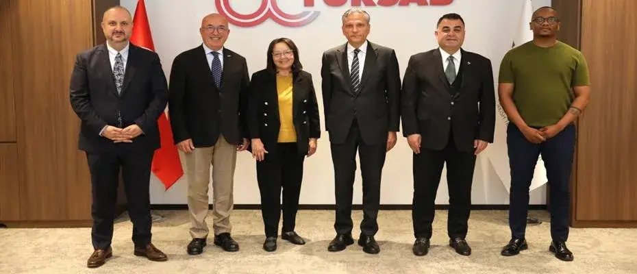 Güney Afrika Turizm Bakanı Patricia de Lille TÜRSAB’ı ziyaret etti