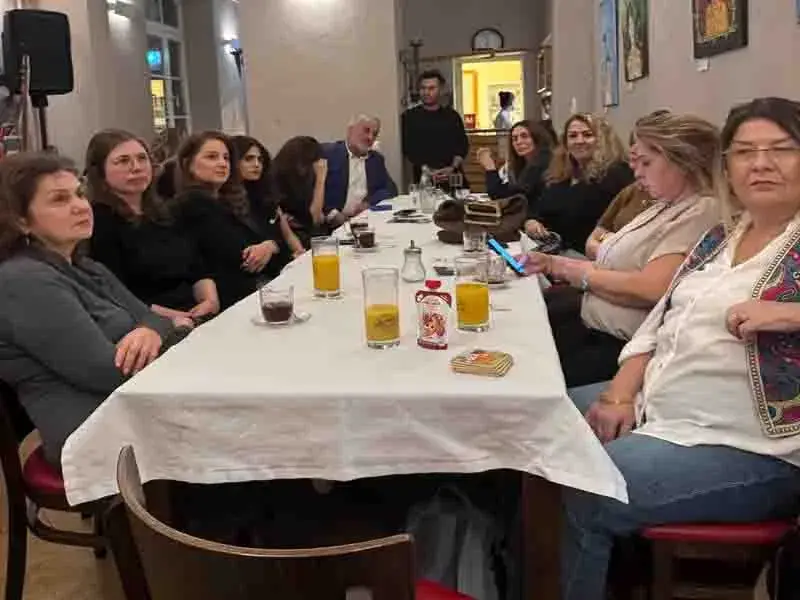 Nürnberg’de Hayvan Barınağı İçin Düzenlenen Bağış Gecesi Büyük İlgi Gördü