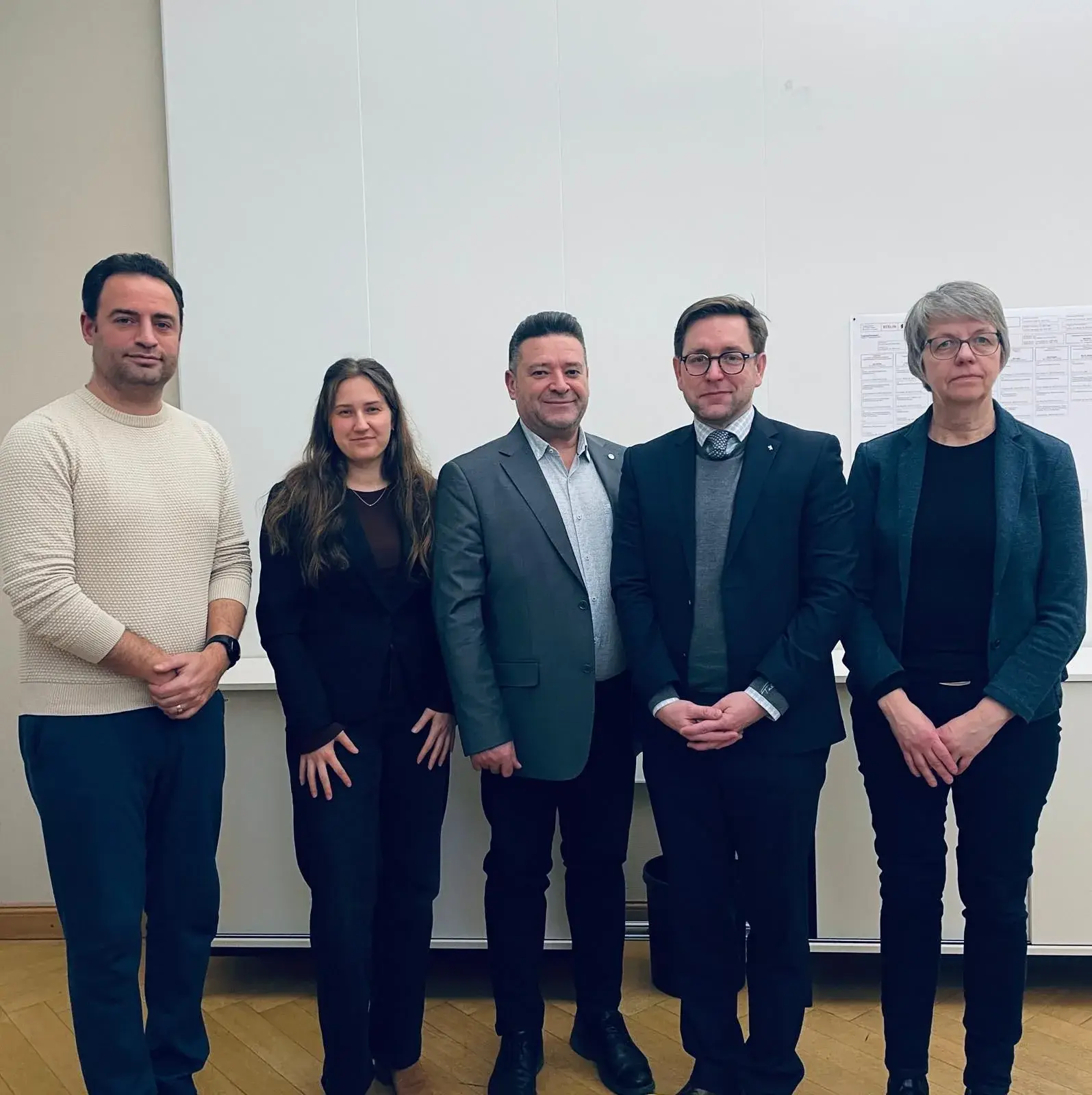 Berlin Senatosu’ndan Alevi Toplumuna Yakın İlgi: Ortak Çalışma Mesajı